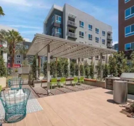 Spacious 2 Bedroom Apartment Near Disneyland And Anaheim Convention Center Exterior photo